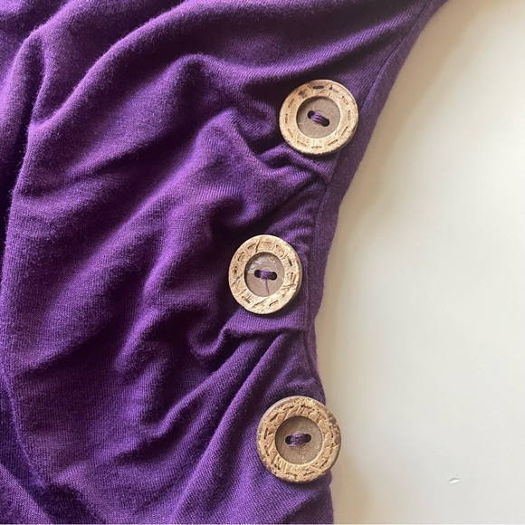 Deep v-neck wrap top - Picture 2 of 5